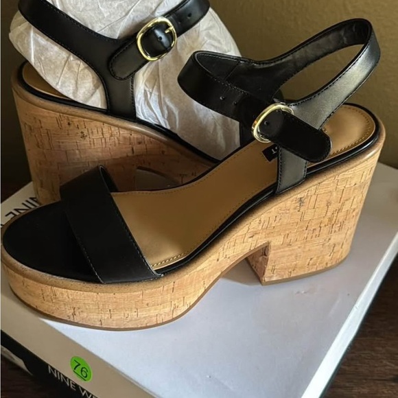 Nine West Black and Tan Platform Sandals - Picture 4 of 6